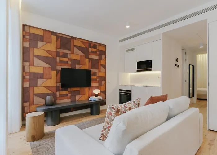 Feel Clerigos Charm Flats