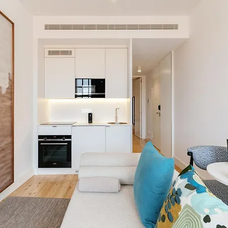 Apartment Feel Clerigos Charm Flats
