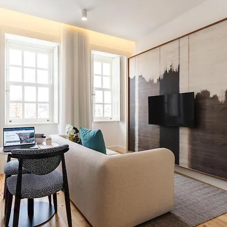 Apartment Feel Clerigos Charm Flats